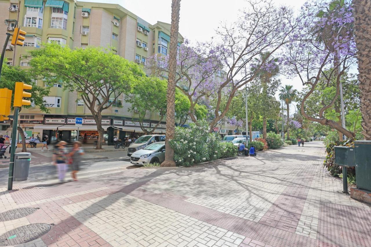 Holidays2Malaga Goya - Zona Huelin & 500 Mts De La Playa Exterior photo